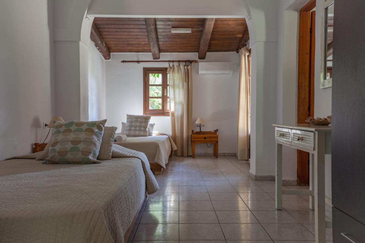 Korfiati Apartments Agios Sostis  Bagian luar foto